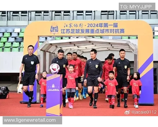 圣菲联合与奥林匹奥的精彩对决揭示足球战术与团队合作的魅力