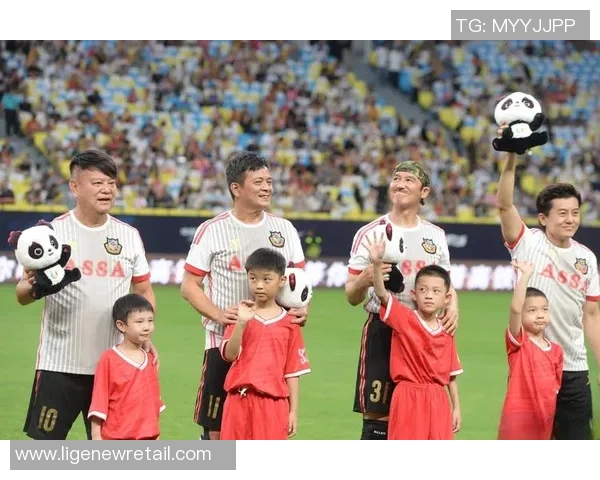 踢的最帅足球明星盘点谁是绿茵场上的时尚风向标